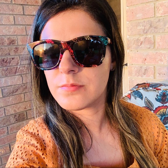 New GG square 😍 multiple color gliter - Picture 6 of 6